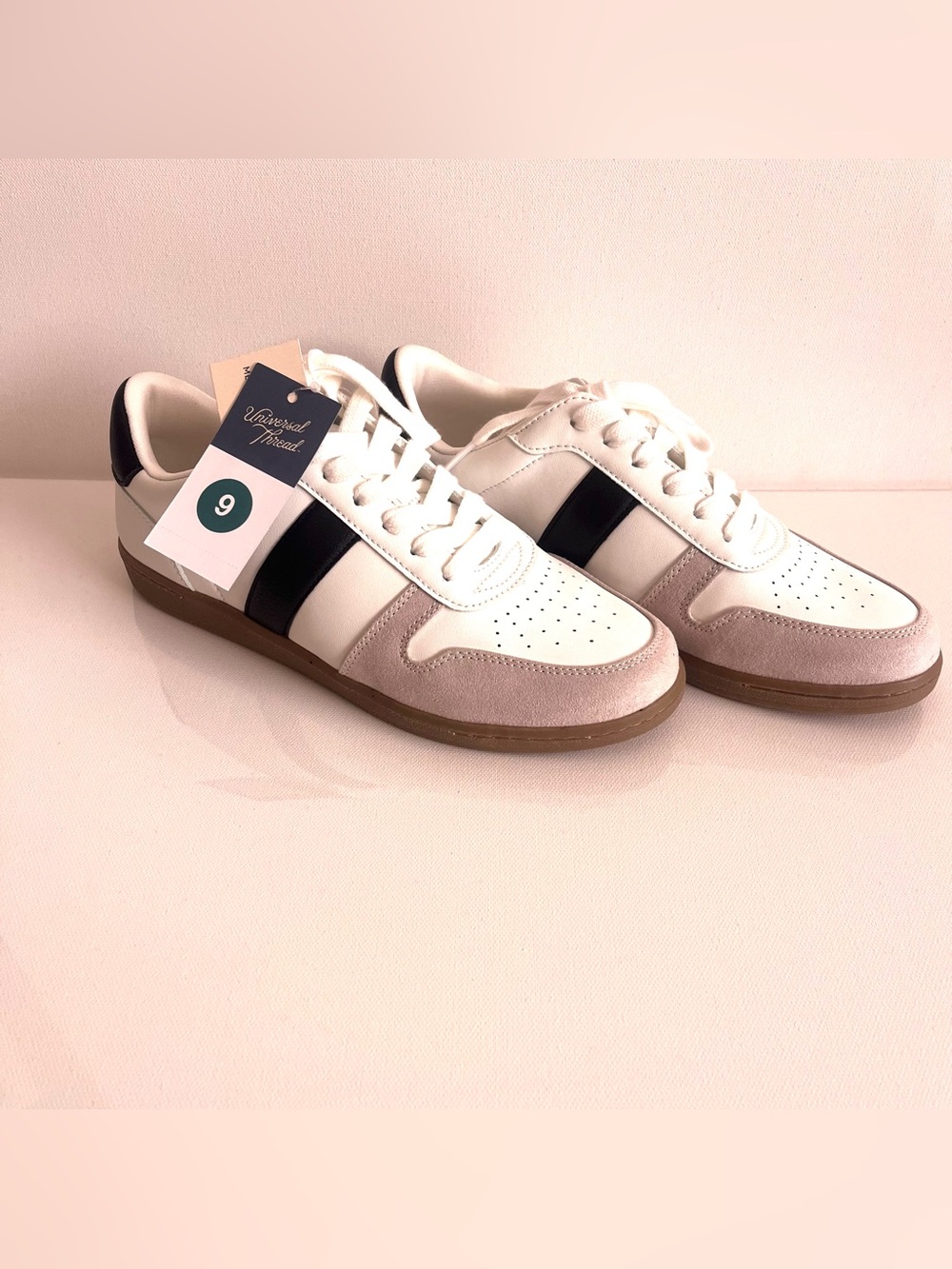 Universal Thread™ Size 9 Women’s Nikita Fashion Sneakers w/ Memory Foam Insole - Picture 2 of 15